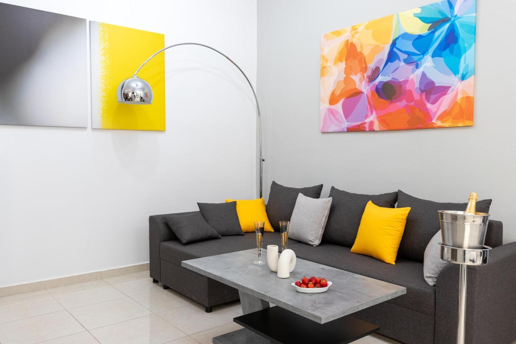 H4 Art Sparta Apartment Kültér fotó